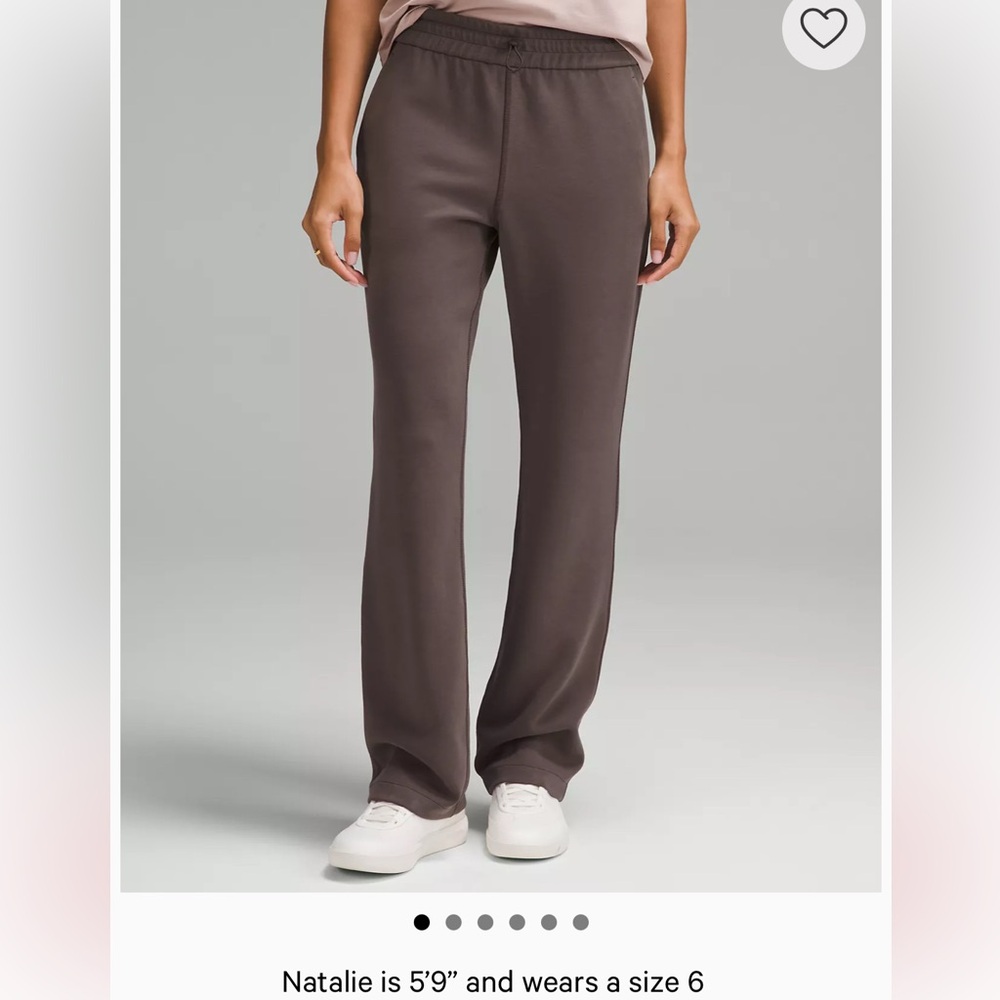 Lululemon Softstreme High-Rise Pant
Regular Espresso